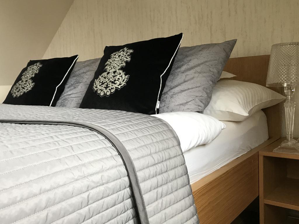 Vila Mia 瓦尔季采 外观 照片